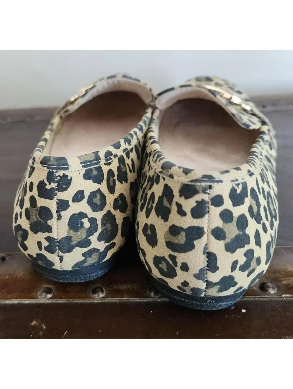 Cliffs by White Mountain Leopard Print Loafers‎ Flats Size 6 Women’s